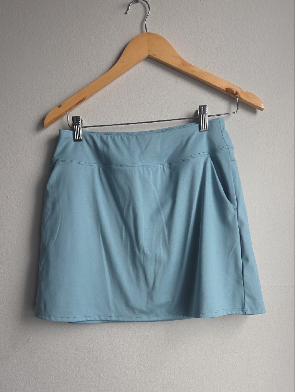 Tommy Bahama Light Aqua Performance Skort